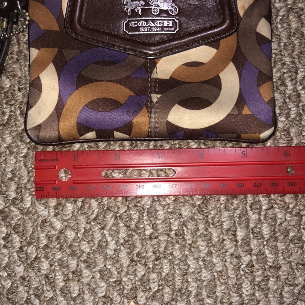 Coach wristlet - Picture 2 of 6